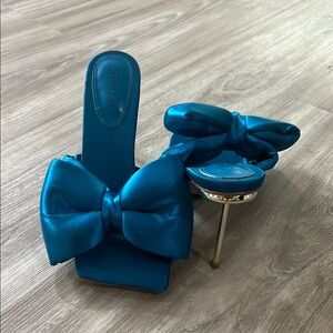 Women's Blue Bow Heels